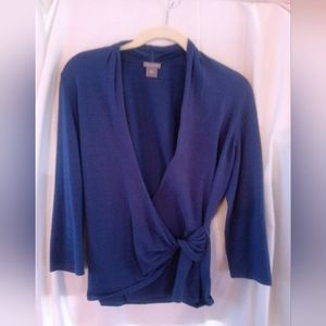 Ann Taylor Blue Long sleeve Knit Size Medium